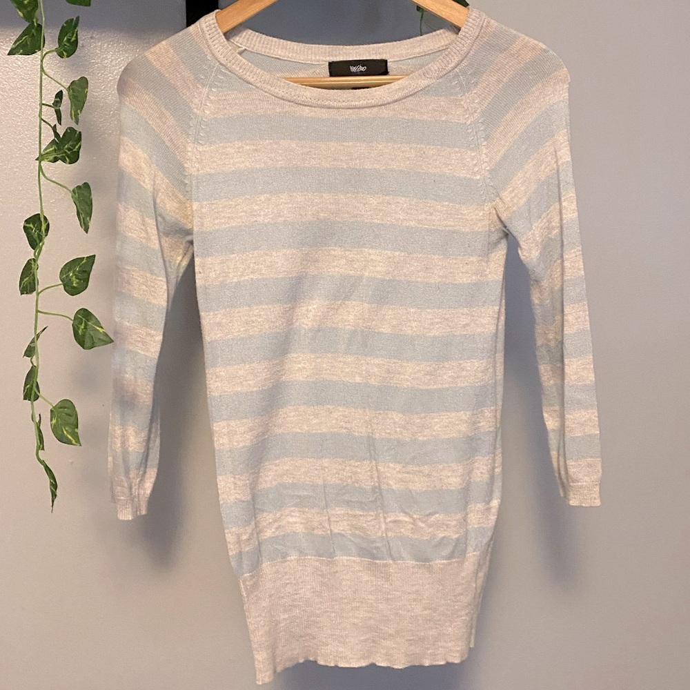 Mossimo 3/4 Sleeve Sweater